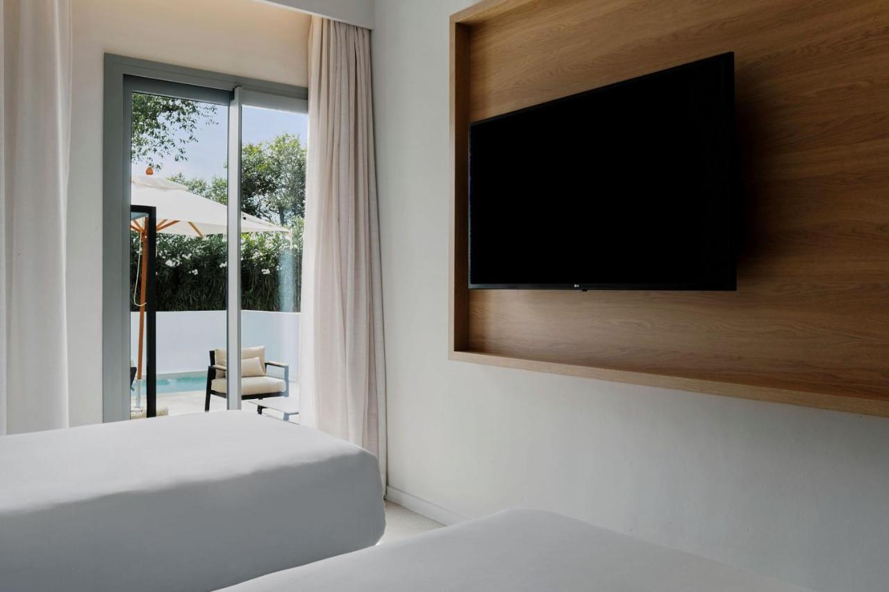 Apart-hotel Prinsotel La Dorada & 4*